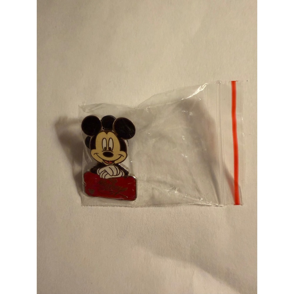 Authentic Disney Cast Lanyard Hidden Mickey Mouse Red Autograph Sign Trading Pin